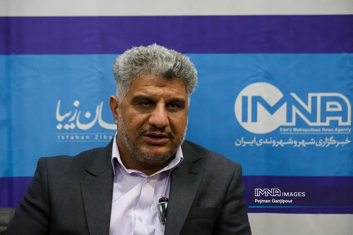 جشنواره لبخند کودک در اصفهان؛ خانواده‌ها با پسماندها مجسمه می‌سازند