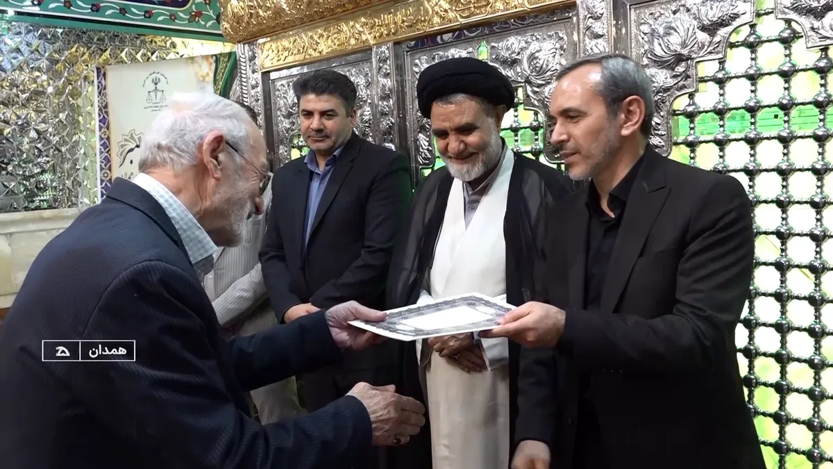 تجلیل از فعالان صلح و سازش در همدان