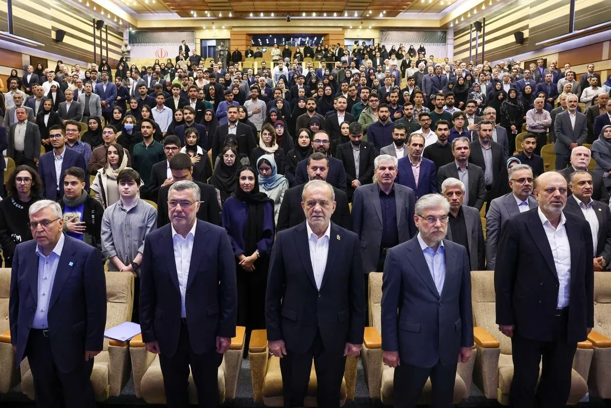 پزشکیان در مراسم آغاز سال تحصیلی دانشگاهها/ رئیس جمهور به کدام دانشگاه رفت؟+ تصاویر