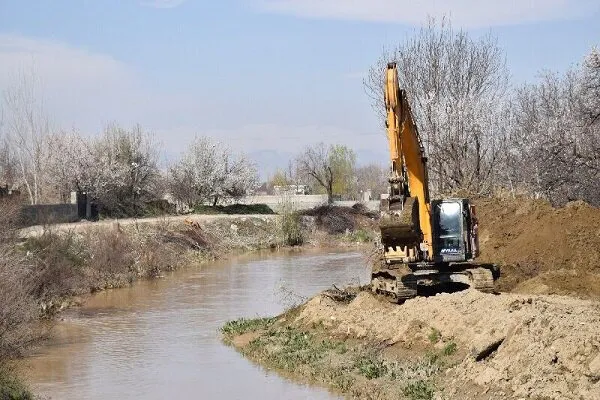 مسیرگشایی چاوان چای برای پیشگیری از سیلاب آغاز شد