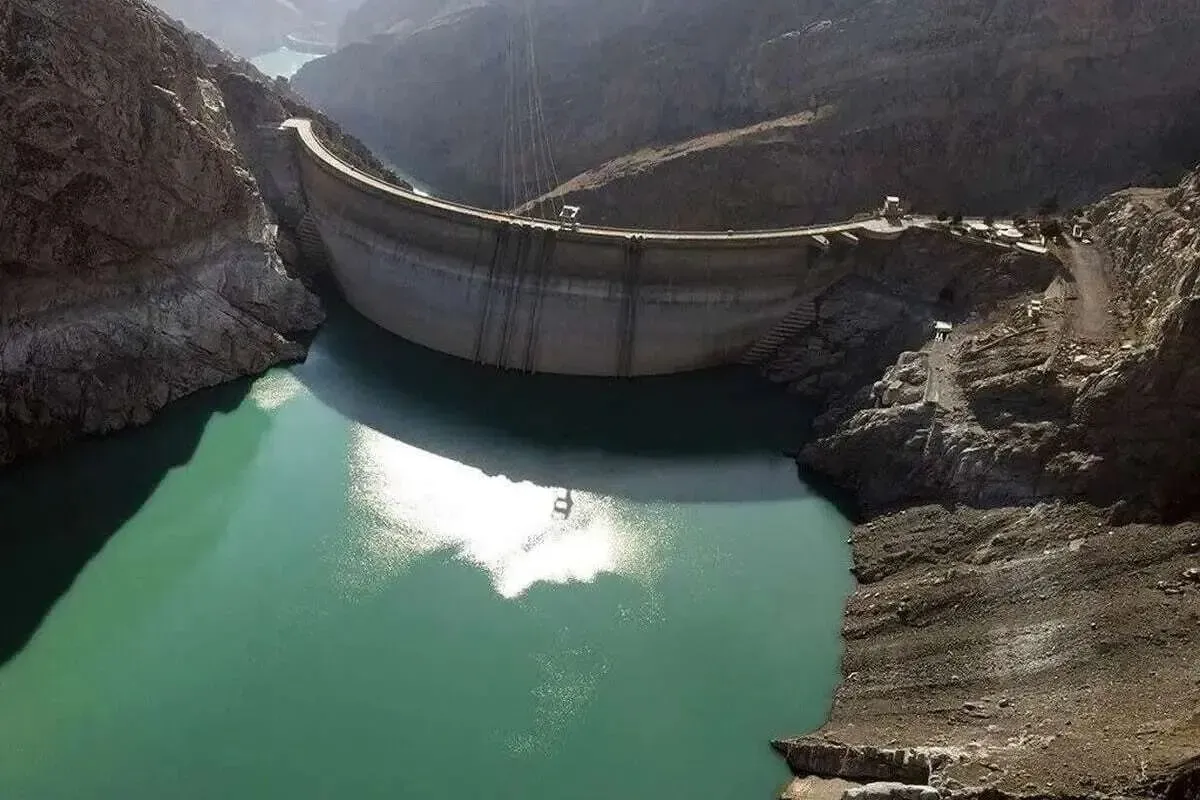 آبفا: سدهای تهران ۱۵۵ میلیون متر مکعب بیشتر از پارسال آب دارند/ مقدار بارندگی در پایتخت نسبت به سال، قبل تنها ۱۱ درصد افزایش داشته/ برای عبور از یک سال آبی نرمال، ذخیره ۸۰۰ تا ۸۵۰ میلیون متر مکعبی نیاز است، الان میزان ذخایر به حدود ۴۵۰ تا ۵۰۰ میلیون متر مکعب رسیده