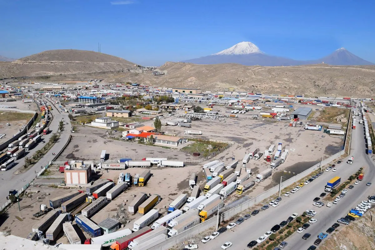 ساماندهی و تسهیل تردد در گمرک بازرگان ماکو