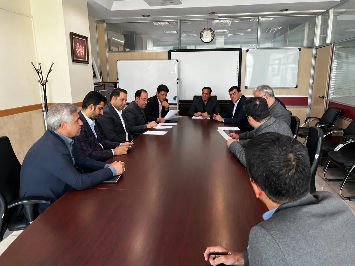 بررسی سرمایهگذاری در نوسازی خطوط ریلی استان کرمان
