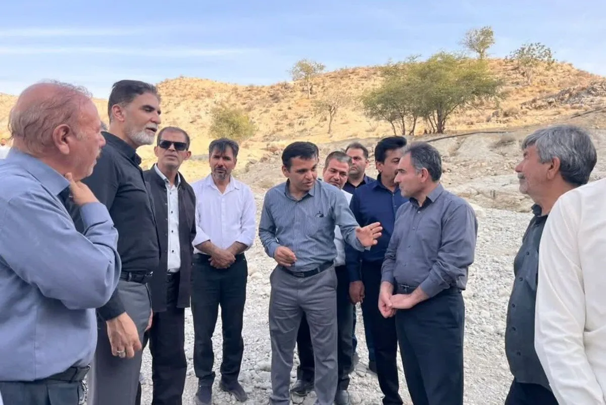 بیش از ۲۰ مصوبه عمرانی و خدماتی در سفر فرماندار دشتستان به بخش ارم