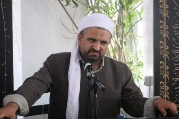 ماموستا مرادی: احترام به والدین از مهم‌ترین آموزه‌های اخلاقی اسلام است