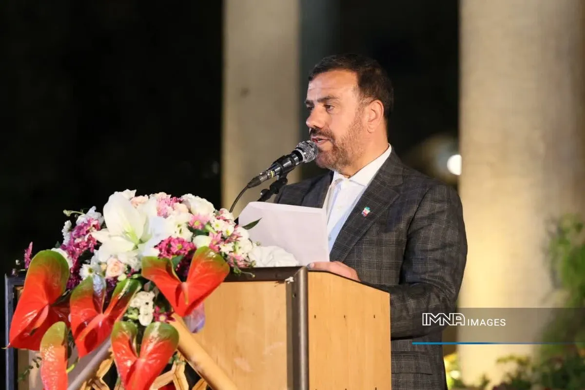 اشعار حافظ ظرفیت تبیین فرهنگ مقاومت و حماسه را دارد