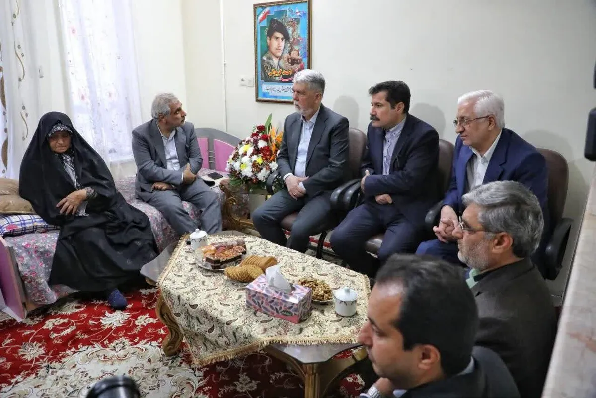 وزیر ارشاد: مسیر هنری شهید گریوانی برای ما درسآموز است