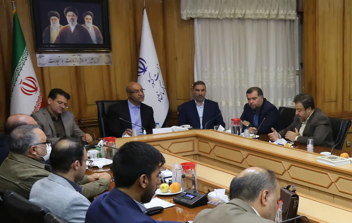 دستور استاندار کرمانشاه برای راه‌اندازی اماکن عرضه مستقیم کالا در شهر کرمانشاه