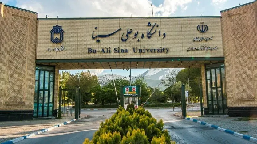 نائب رئیس کمیسیون آموزش مجلس: هنوز علت مسمومیت ۶۰ دانشجوی دانشگاه بوعلی همدان مشخص نشده/ پس از دریافت نتایج آزمایش آب و غذا، میتوان اظهار نظر کرد/ شرایط در خوابگاههای مختلف یکسان نبوده؛ حتی در برخی خوابگاهها افرادی که غذا مصرف نکرده بودند نیز دچار مسمومیت شدهاند