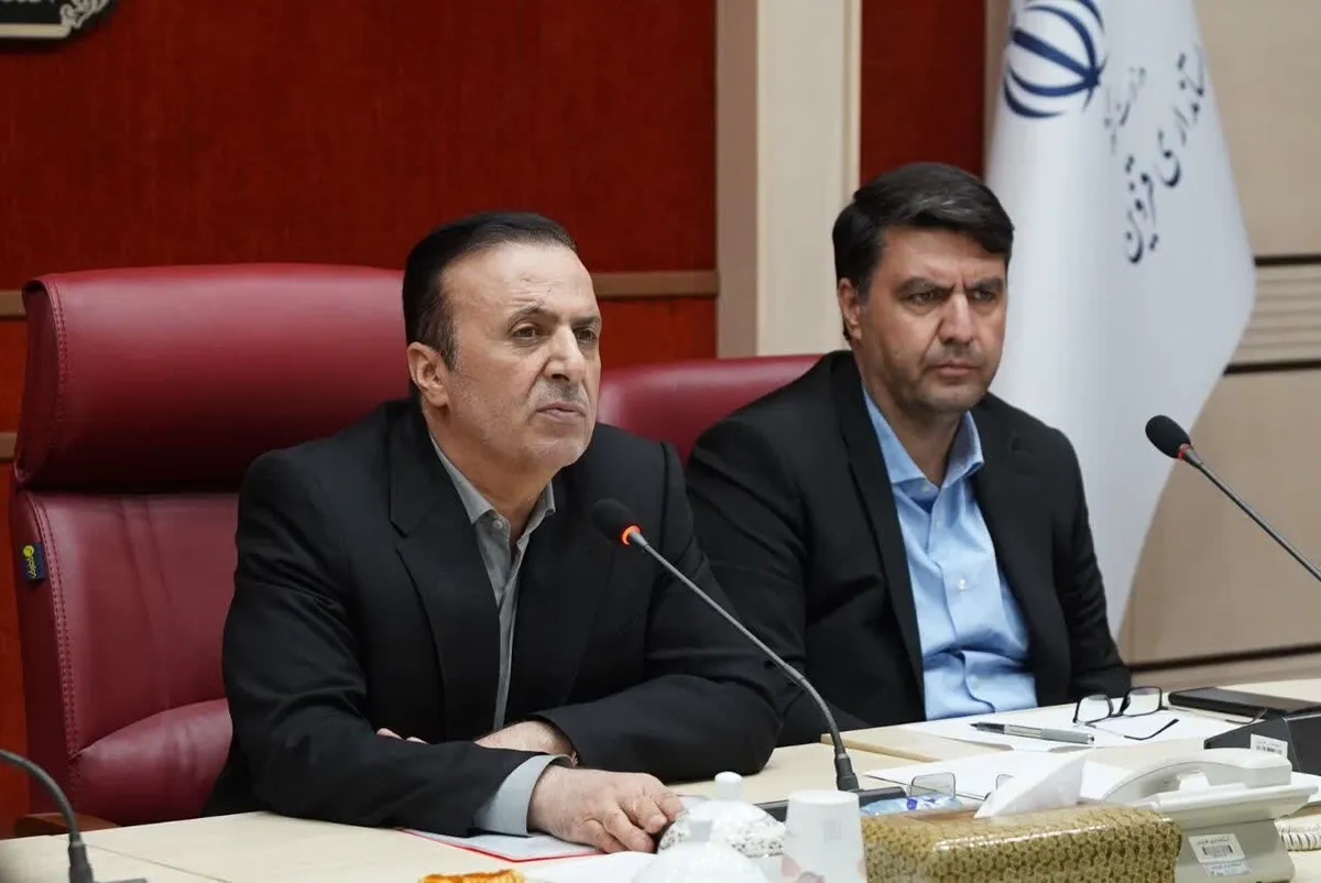 شهرداریها با جذب سرمایهگذار پروژههای نیمهتمام را تعیین تکلیف کنند