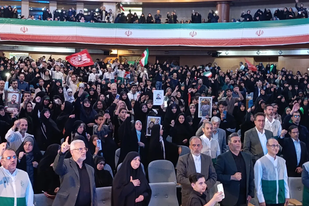 ابتکار خادمیاران کرج برای ثبت هشتم آبان به نام روز امام رضا(ع)