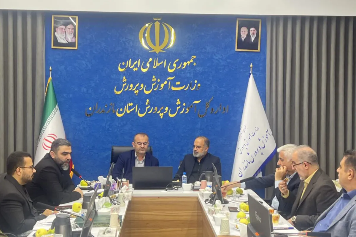 مدارس کانون اصلی جهاد تبیین هستند