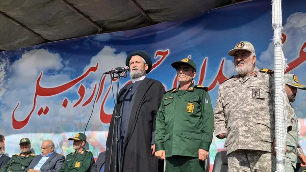امام جمعه اردبیل: اقتدار امروز ما مدیون خون رهبر شهید است