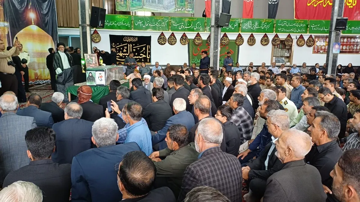 شهیده افتخاری از مرز نگاه‌های محروم عبور کرده بود