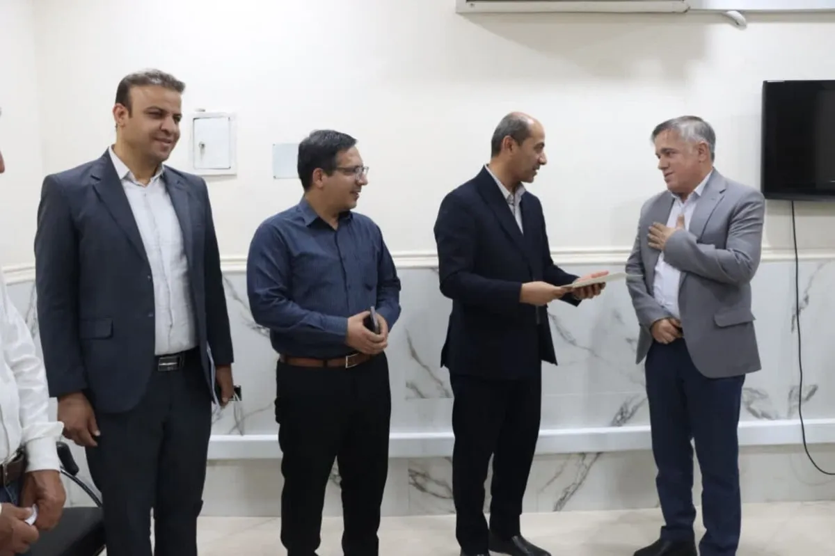 فرماندار دشتی: مهم‌ترین دستاورد یک مدیر کسب رضایتمندی مردم است