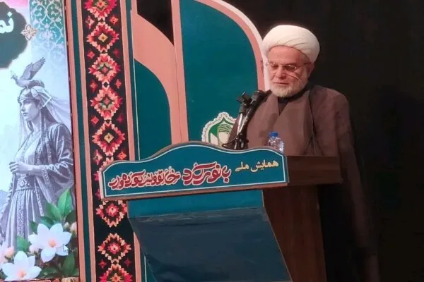 پورذهبی: ظرفیت زنان کردستان در توسعه فرهنگی و اجتماعی تقویت شود