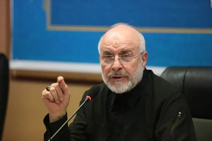 قالیباف: تفاهم علاوه بر بازدارندگی به نیروهای نظامی ما کمک کرد تا قویتر شوند و حزبالله لبنان قویتر شود/ما با این تفاهم فرصت و منابع کافی پیدا کردیم که مولفههای قدرت خودمان را قوی کنیم/ یک سند شکست بر دشمن تحمیل کردیم که همه دنیا گفت ایران در جنگ پیروز شد/باید امتیازهایی را که برای قوی شدن لازم د