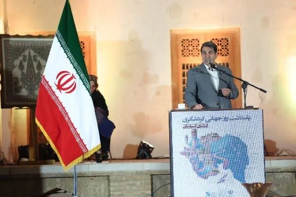 طالبی: کرمان به قطب گردشگری سلامت و کویر کشور تبدیل شود