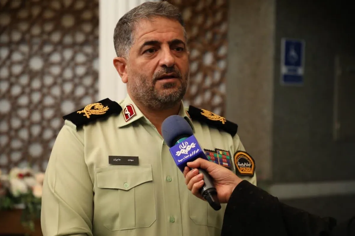 فرمانده انتظامی استان کرمانشاه خبرداد:کشف حدود ۱۲ هزار قلم دارو قاچاق در استان