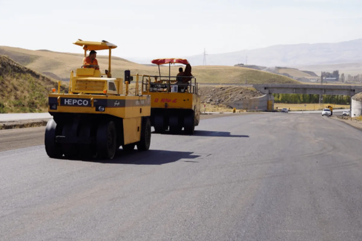 ۲۱کیلومتر دیگر از بزرگراه اردبیل - سرچم زیر بار ترافیک رفت