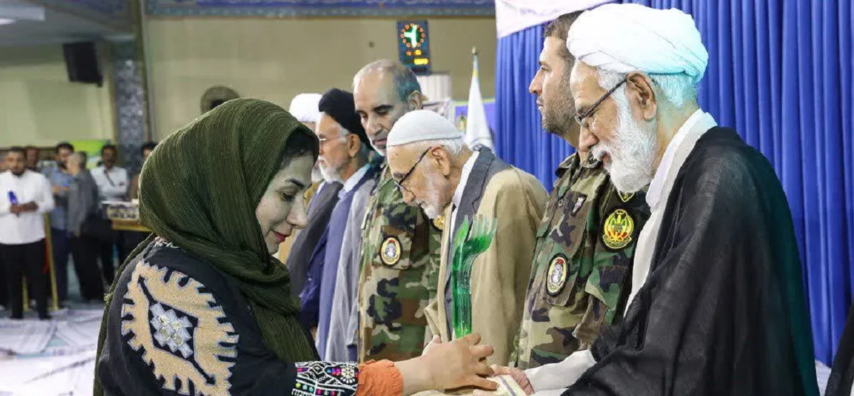 عکاس چهارمحال و بختیاری برگزیده جشنواره بینالمللی اعتکاف