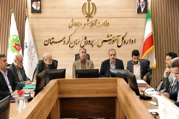 عظیمی: وحدت رویه در اجرای برنامههای نماز مدارس کردستان ضروری است