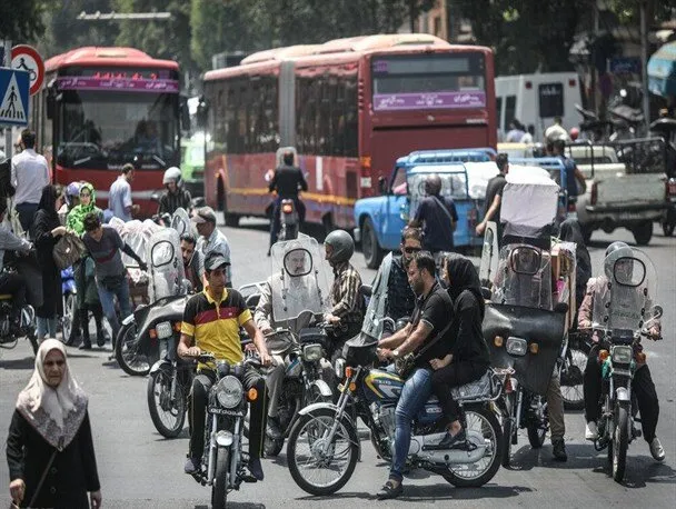 ۹۲ هزار موتورسیکلت بدون پلاک یا با پلاک ناخوانا در تهران؛ دستکاری پلاک تا یک سال حبس دارد