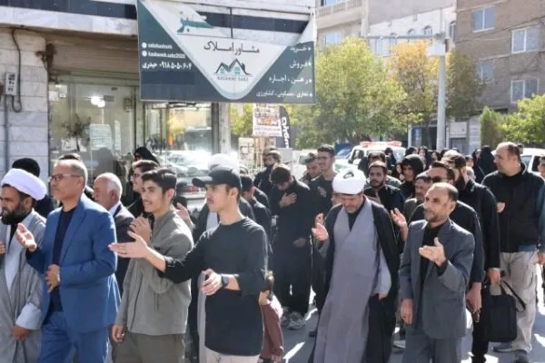 دسته عزاداری ایام فاطمیه در قروه برگزار شد