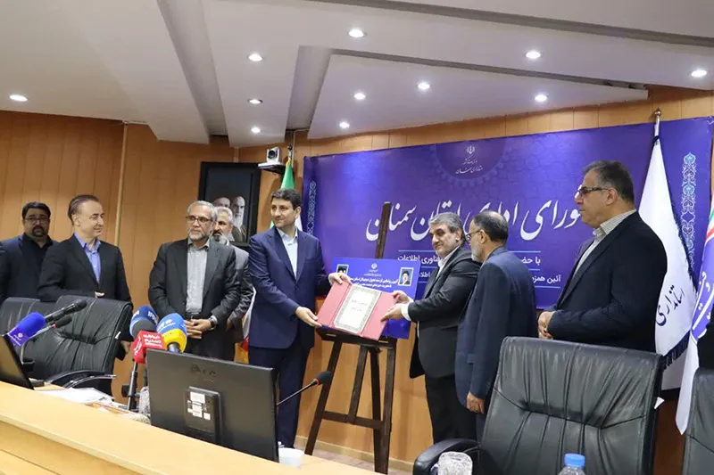 سمنان در مسیر جهش دیجیتال؛ از افتتاح ۱۱۲ پروژه ارتباطی تا شکلگیری قطب فناوری و رونمایی از سند تحول دیجیتال استان سمنان