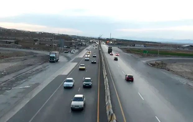 تردد خودروها جاده های خوزستان