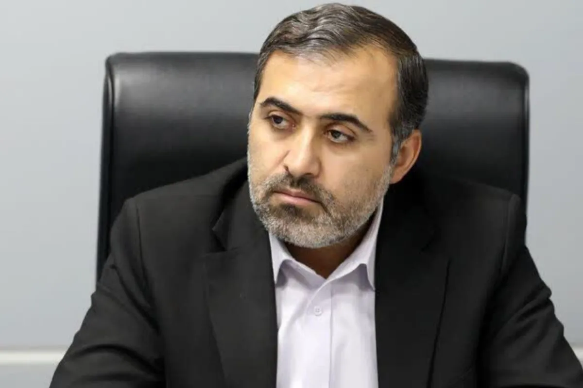 حسینی: مدیران به‌جای تریبون، در میدان حل مشکلات مردم باشند