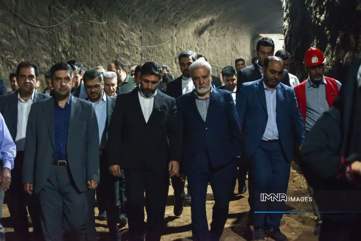 گام راهبردی در اتصال غرب شیراز به شبکه ریلی/سرمایهگذاری ۴۰ میلیون یورویی در هر کیلومتر