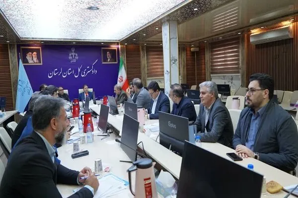 لزوم بازگرداندن واحدهای تولیدی راکد به چرخه فعالیت در لرستان