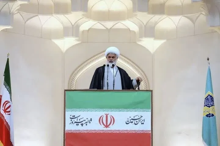 امام جمعه گرگان: تنگه هرمز جایگاهی تعیینکننده در معادلات جهانی دارد