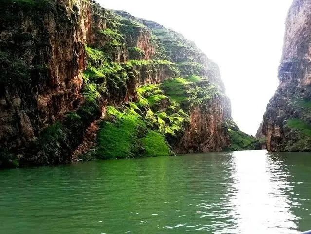 تلخاب؛ بهشتی مخوف در دل زاگرس