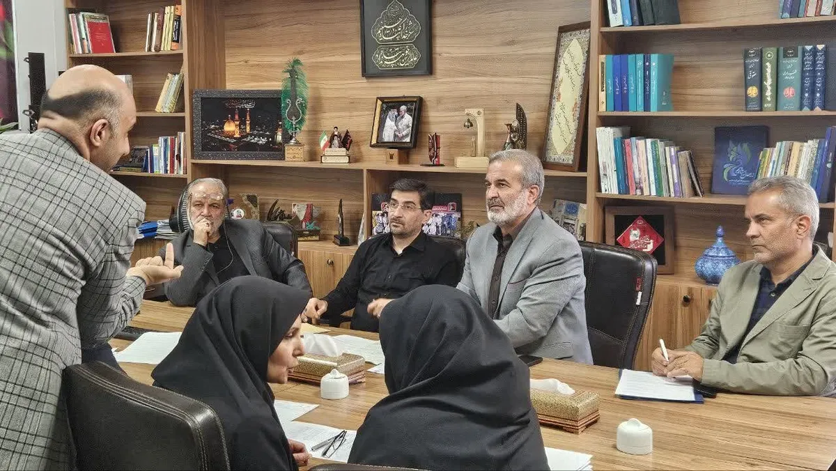 بررسی مستقیم درخواستها و دغدغههای ۱۰ شهروند در کمیته نظارتی شورای اسلامی شهر اصفهان