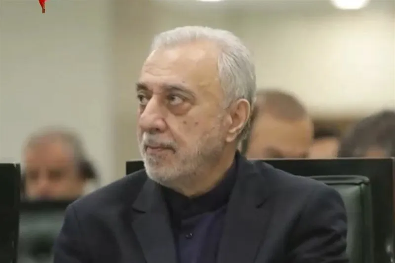 قدردانی وزیر دفاع از نمایندگان مجلس؛ ضمن قدرشناسی و بیعت مجدد با آیتالله سید مجتبی خامنهای امیدوارم خدمتگزاری صادق در ادامه راه شهیدان گرانقدر باشم
