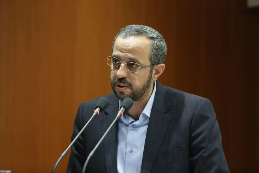واکنش دستیار قالیباف به انتقاد سعید جلیلی از حکم زندان رسایی: آقای جلیلی! تقویم وحدت از روز گرفتاری دوستان آغاز نمی‌شود و در همان روز هم پایان نمی‌یابد