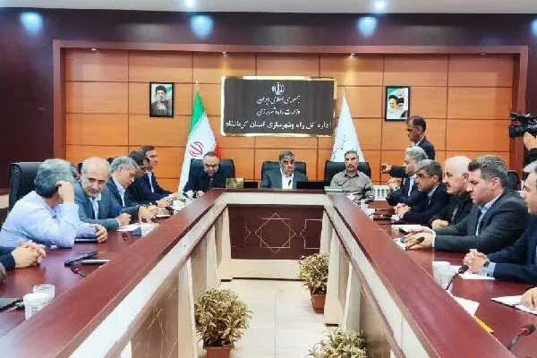 پروژههای راه و مسکن غرب کرمانشاه در نشست تخصصی بررسی شد