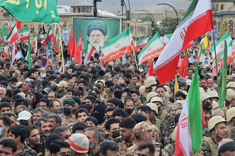 دشمنان یا باید از ترس بمیرند یا به دست این ملت کشته خواهند شد