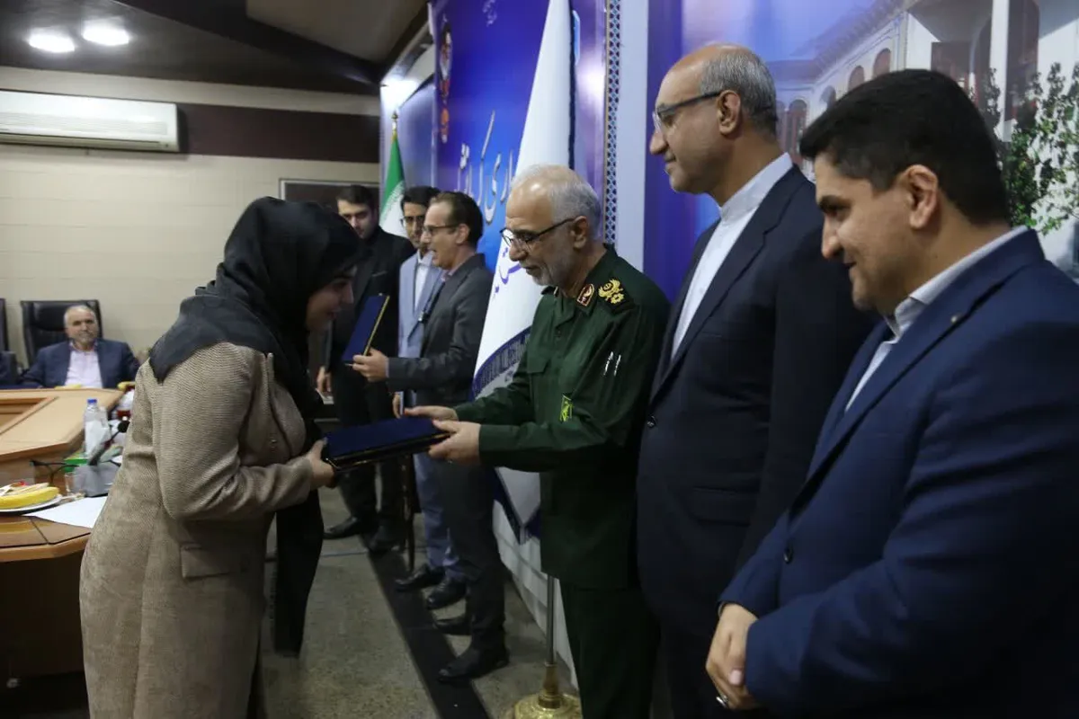 برگزاری آیین تجلیل از پزشکان پرستاران  کادر درمان فعال در برنامه‌های بسیج جامعه پزشکی استان کرمانشاه