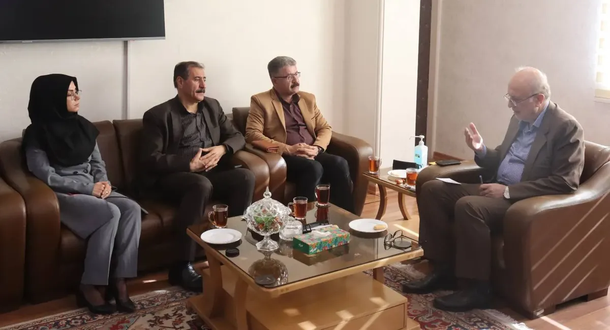 بیمه روستایی و عشایری ظرفیتی مناسب برای فعالان فرش