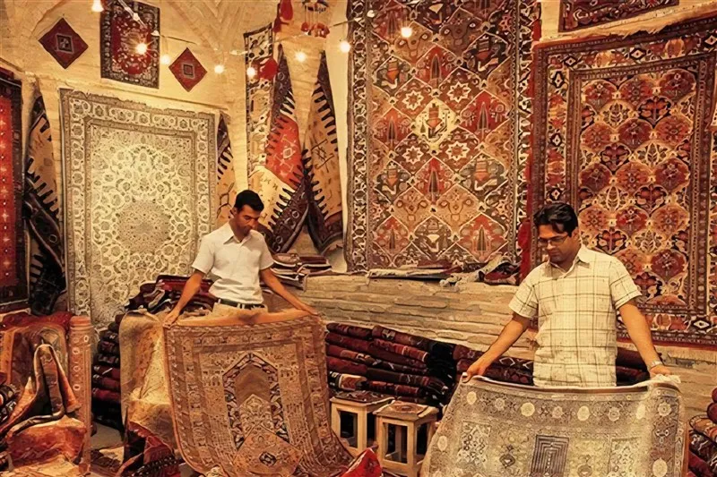جرقویه؛ نگین کویر اصفهان، از گیوه دوزی تا شیرینی مالک