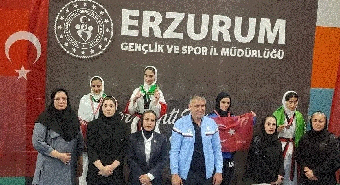 دانش آموز بوکانی برسکوی سوم مسابقات مسابقات جهانی تکواندوترکیه