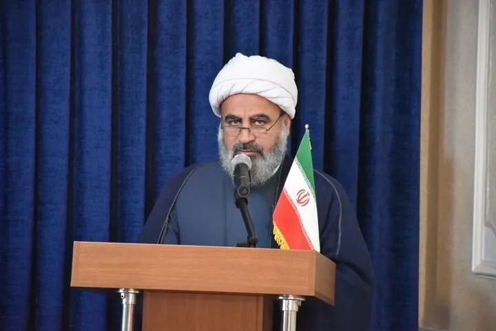اسماعیلنیا: مسئولان نباید در برابر فشارها و تهدیدها عقبنشینی کنند