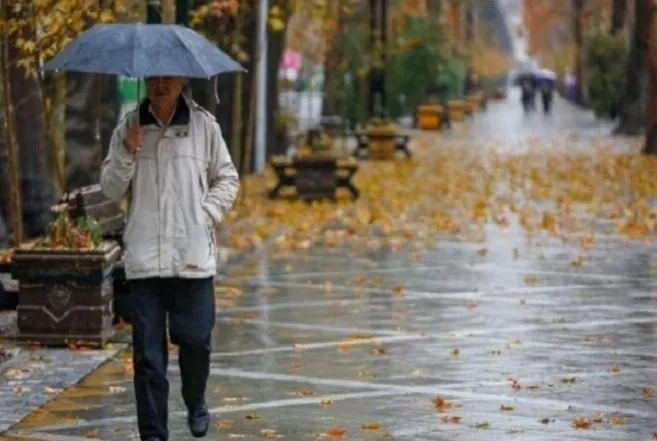 هواشناسی: تندباد و بارش پراکنده مناطقی از اصفهان را در بر میگیرد