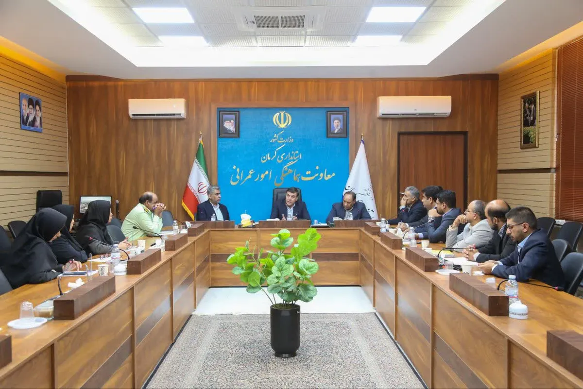 فرصت یک‌ماهه برای تعیین تکلیف فعالیت اتباع در واحد‌های صنفی بازار بزرگ کرمان