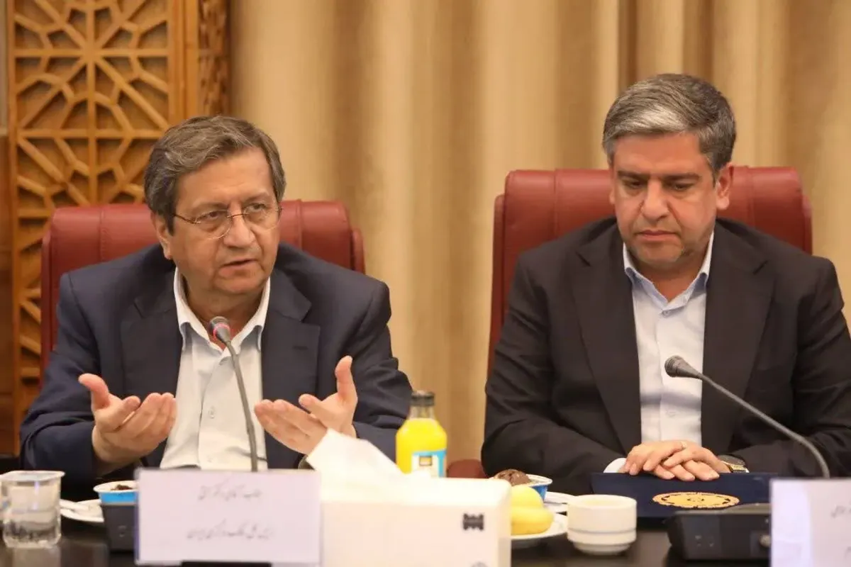 همتی: برای ۴۴ میلیون نفر افزایش اعتبار کالابرگ پیشبینی شد