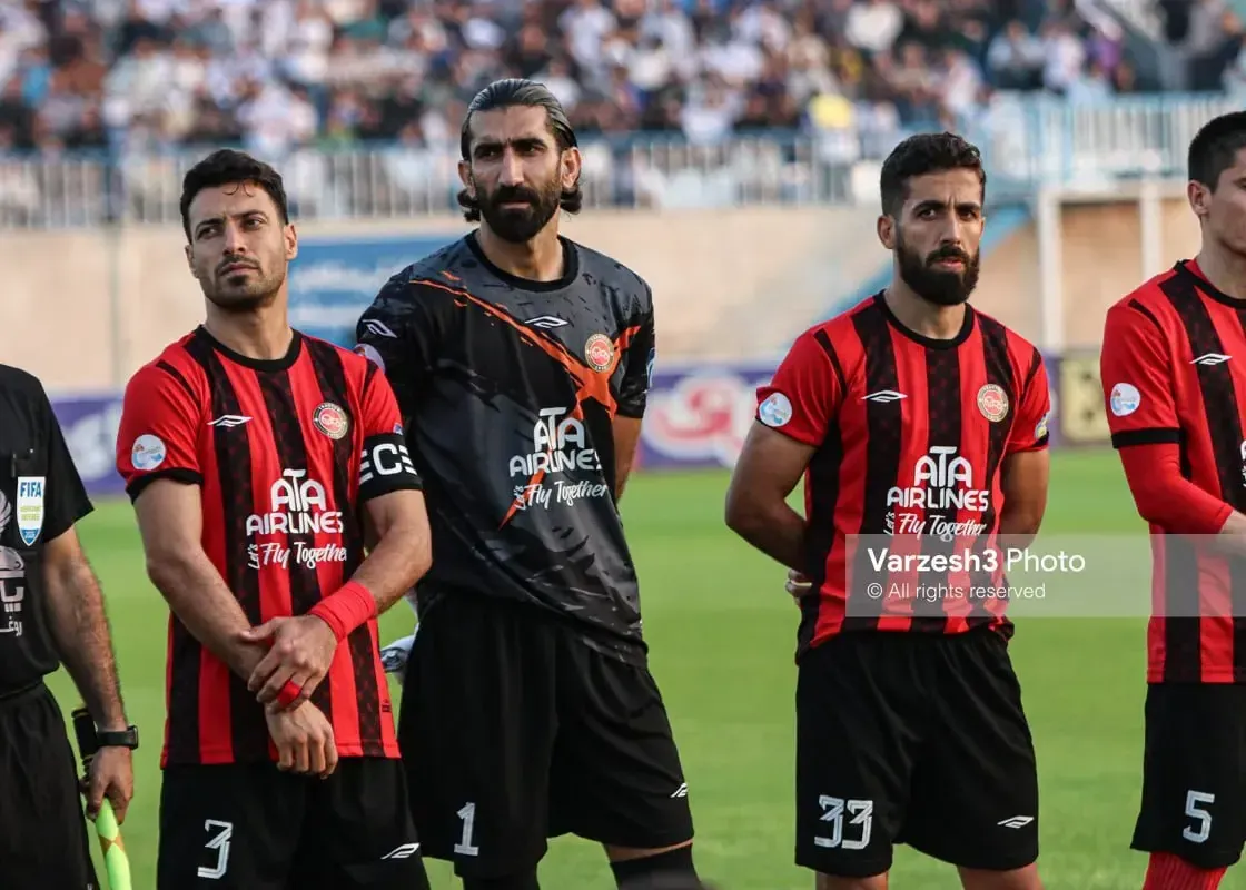 بردی که نکونام را به صدر می‌برد؛/ حمله تراکتور به پرسپولیس با لبخند! (عکس)