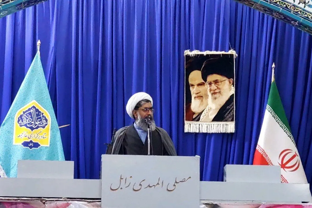 امام جمعه زابل: ایران اهل مذاکره است اما استقلال خود را معامله نمیکند